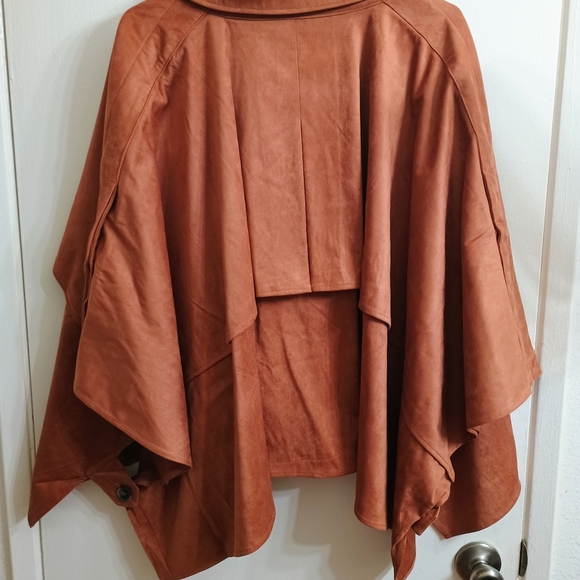 MarlaWynne Rust Cape Jacket - Picture 2 of 9